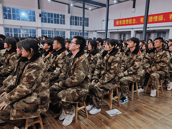 亚星yaxing221隆重召开“青”春集结，以梦为“马”2023年青年马克思主义者培养工程暨团员青年主题教育开班仪式
